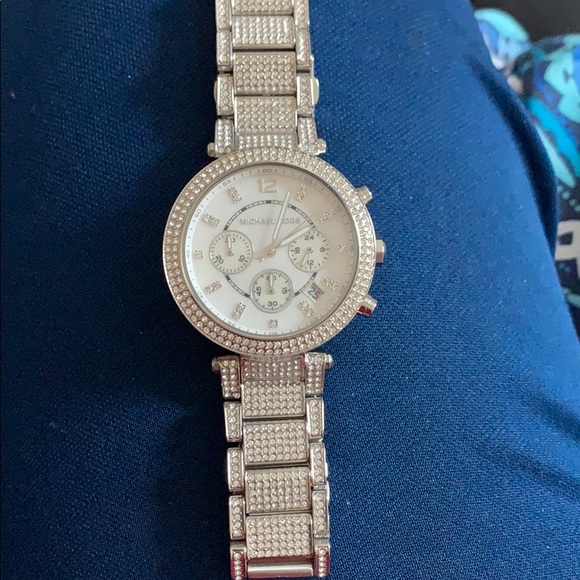 Michael kors watch - Picture 1 of 4